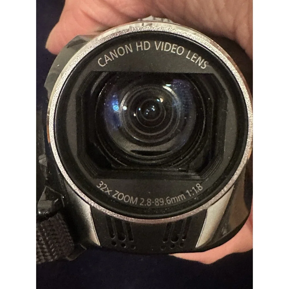 Canon VIXIA HF R300 HD Handheld Camcorder Black 32x Zoom 3